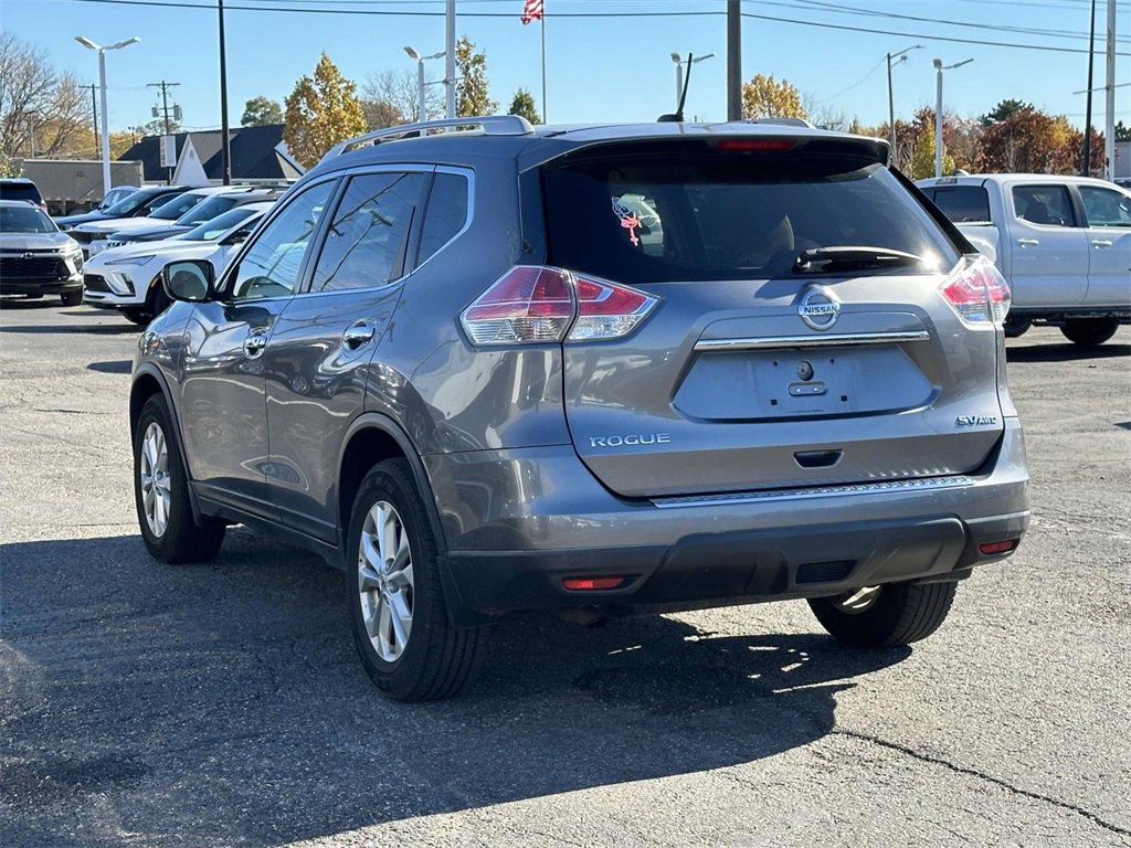 Used 2016 Nissan Rogue SV image 6