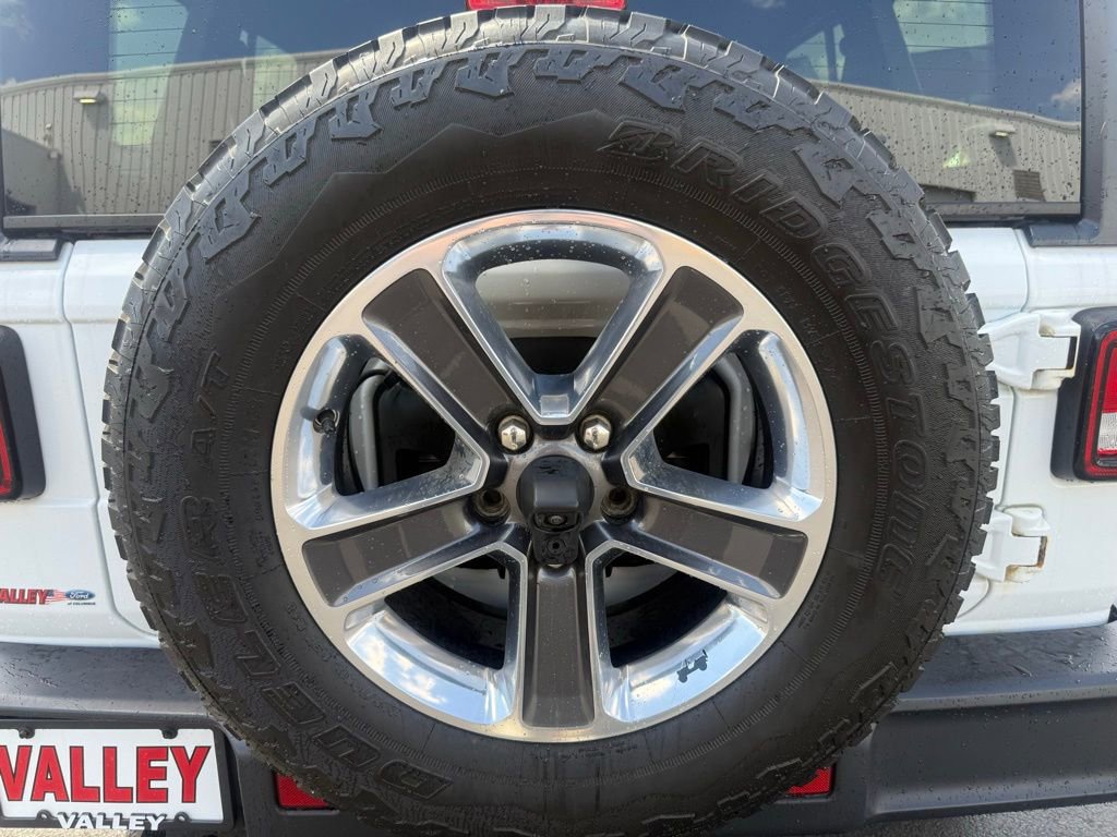 Used 2021 Jeep Wrangler Unlimited Sahara w/ Dual Top Group image 45