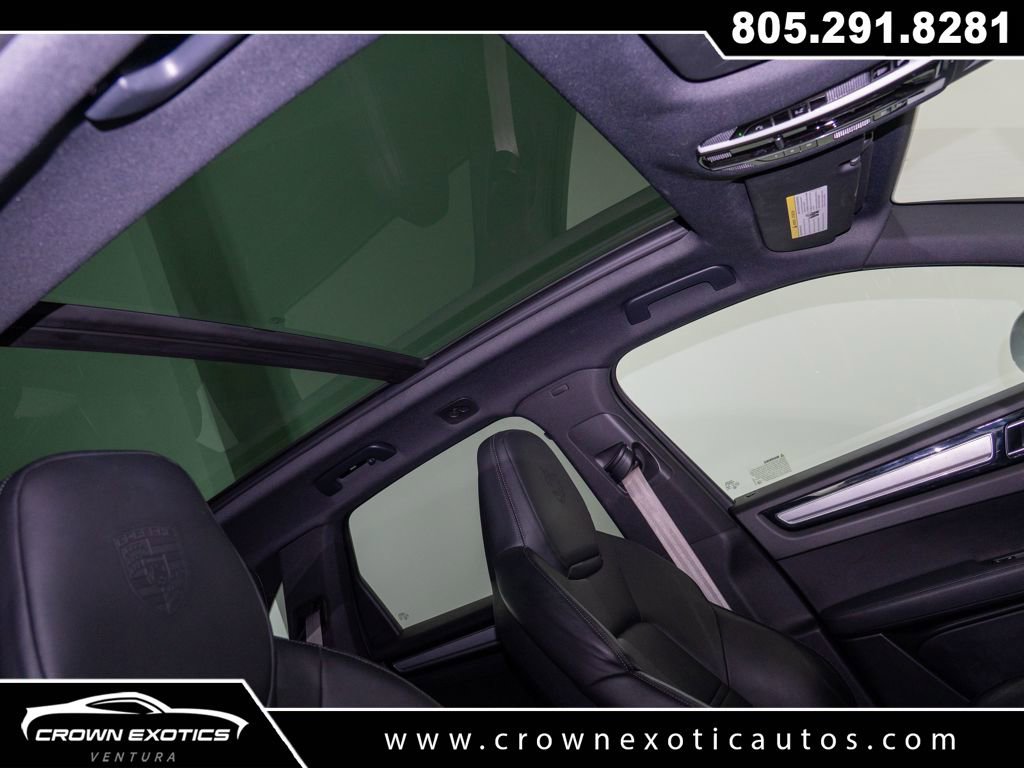 Used 2023 Porsche Cayenne Platinum Edition image 51