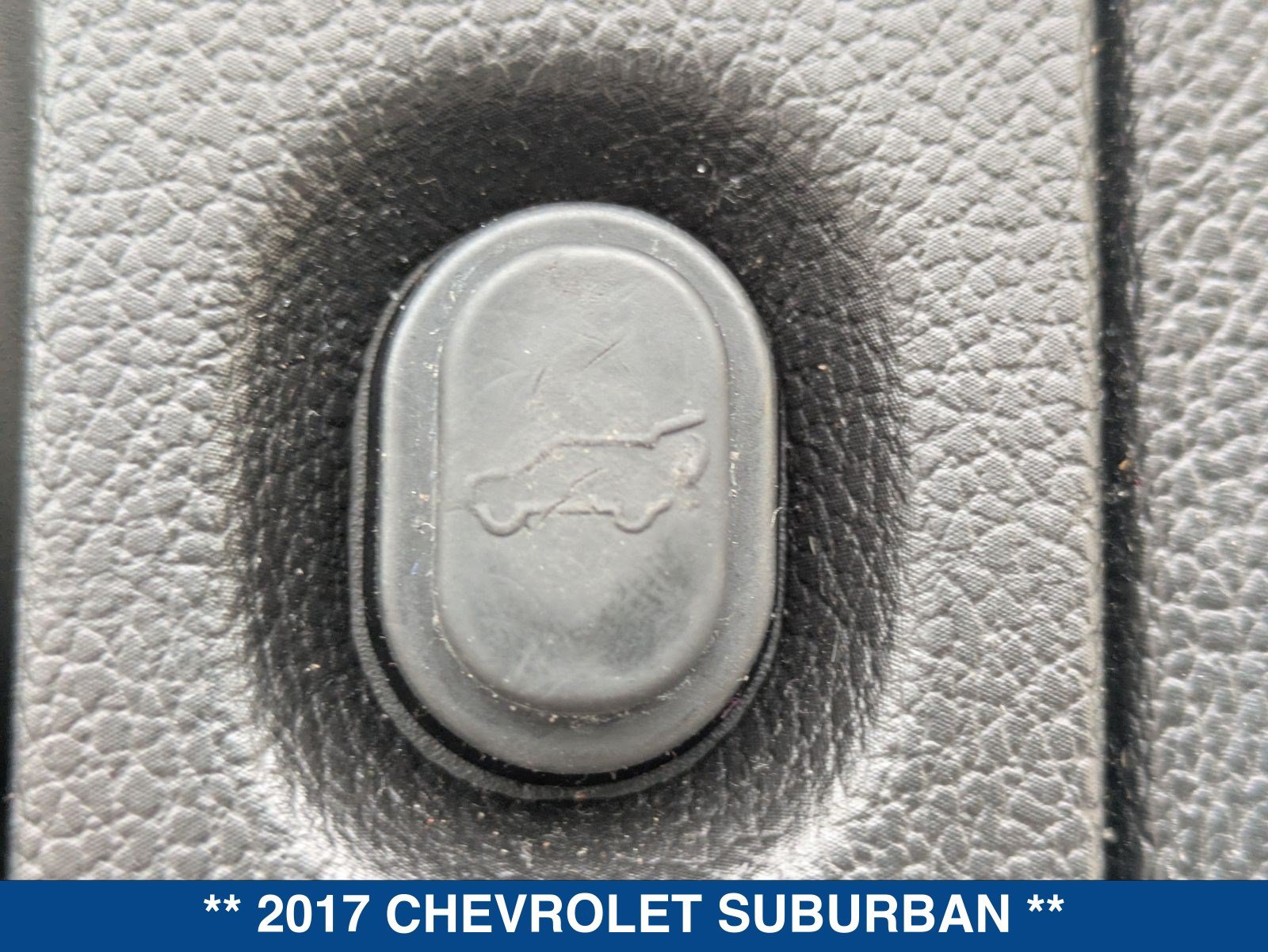 Used 2017 Chevrolet Suburban LT w/ LT Signature Package RWD image 15