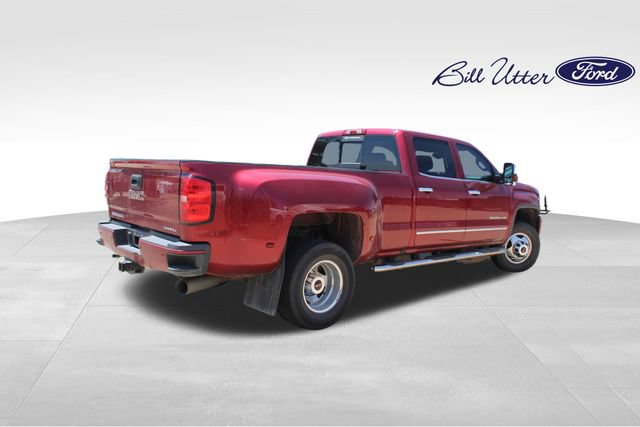 Used 2018 GMC Sierra 3500 Denali w/ Duramax Plus Package AWD/4WD image 5