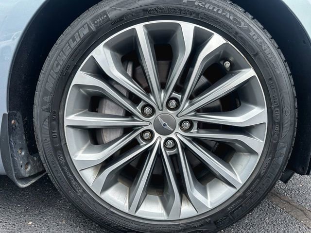 Used 2016 Hyundai Genesis 3.8 w/ Option Group 02 AWD/4WD image 11