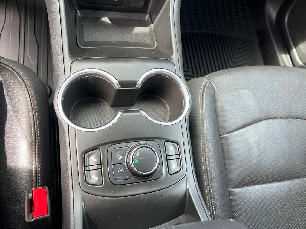 Used 2020 GMC Terrain SLT w/ Preferred Package FWD image 35