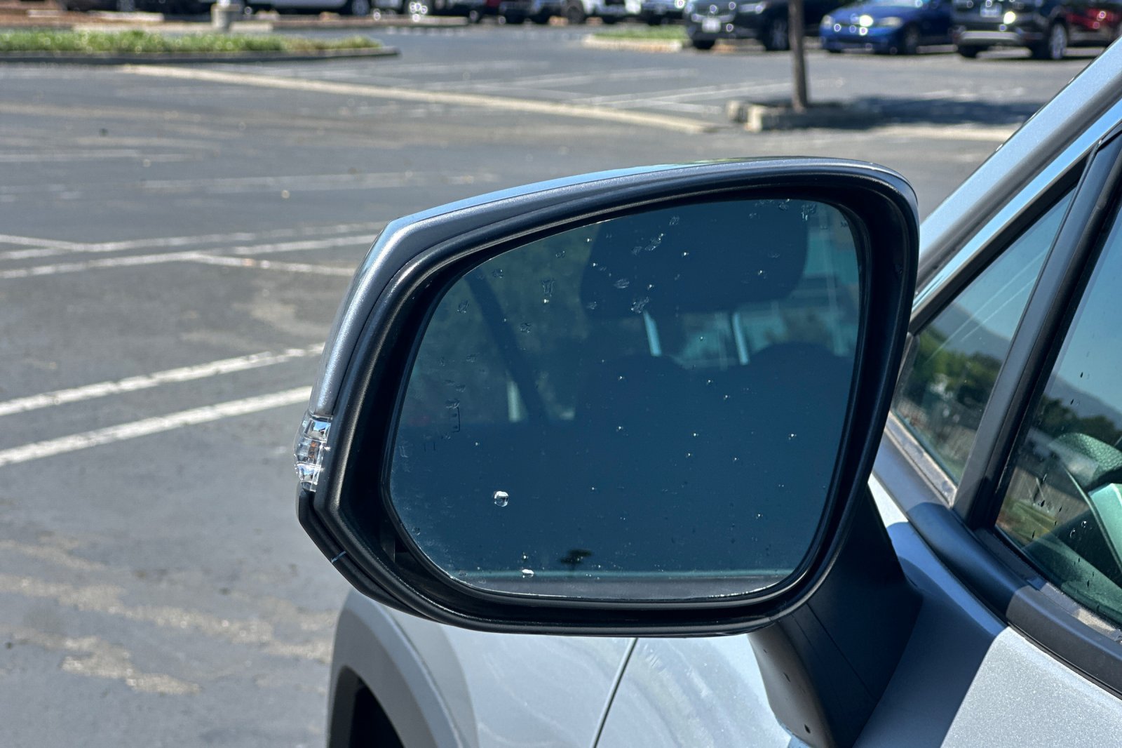 Used 2025 Toyota RAV4 XLE FWD image 52