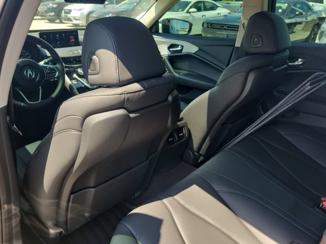 Used 2022 Acura TLX FWD image 11