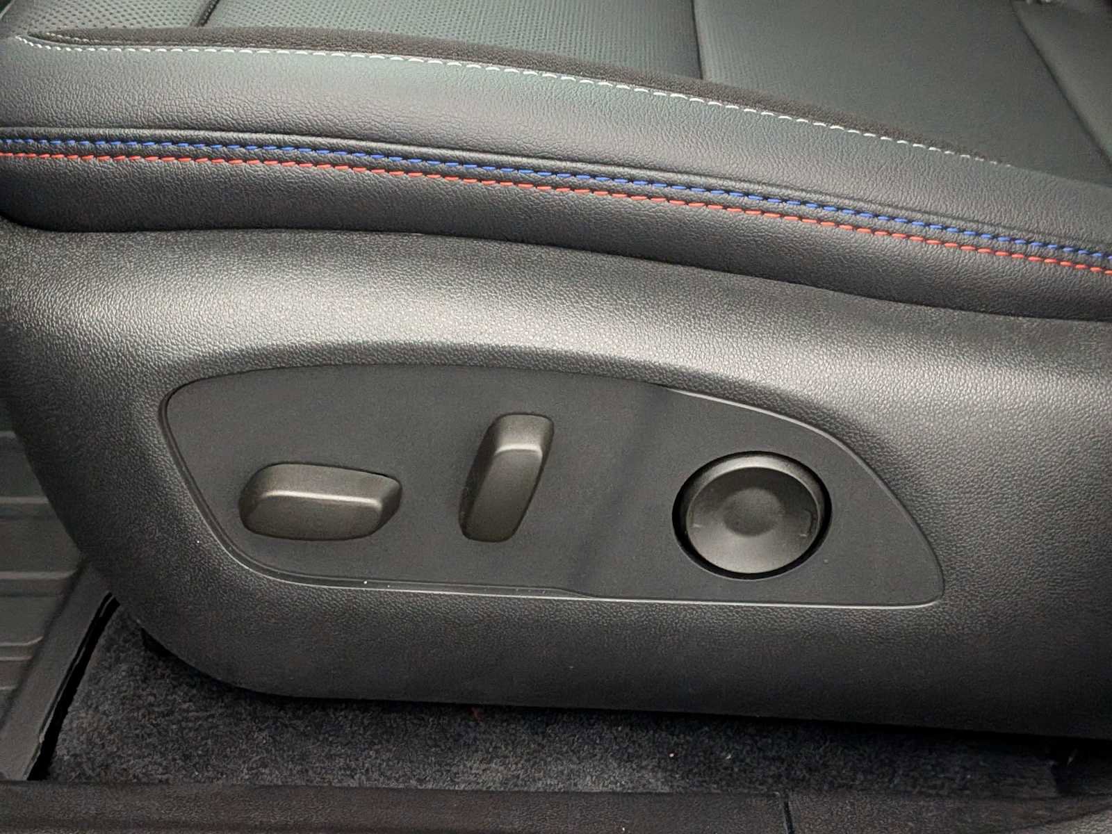 New 2026 Chevrolet Equinox EV RS image 18