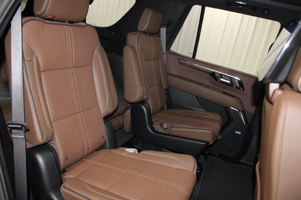 New 2026 Chevrolet Tahoe High Country AWD/4WD image 27