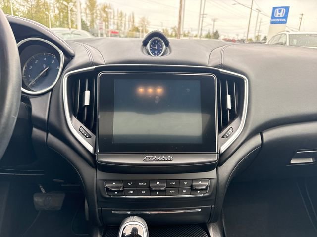 Used 2017 Maserati Ghibli S RWD image 25