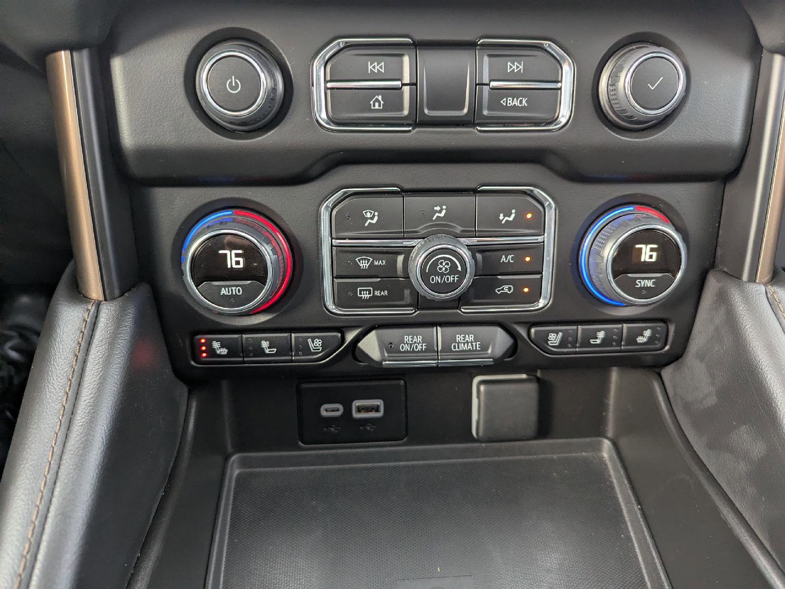 Used 2024 Chevrolet Tahoe High Country image 21