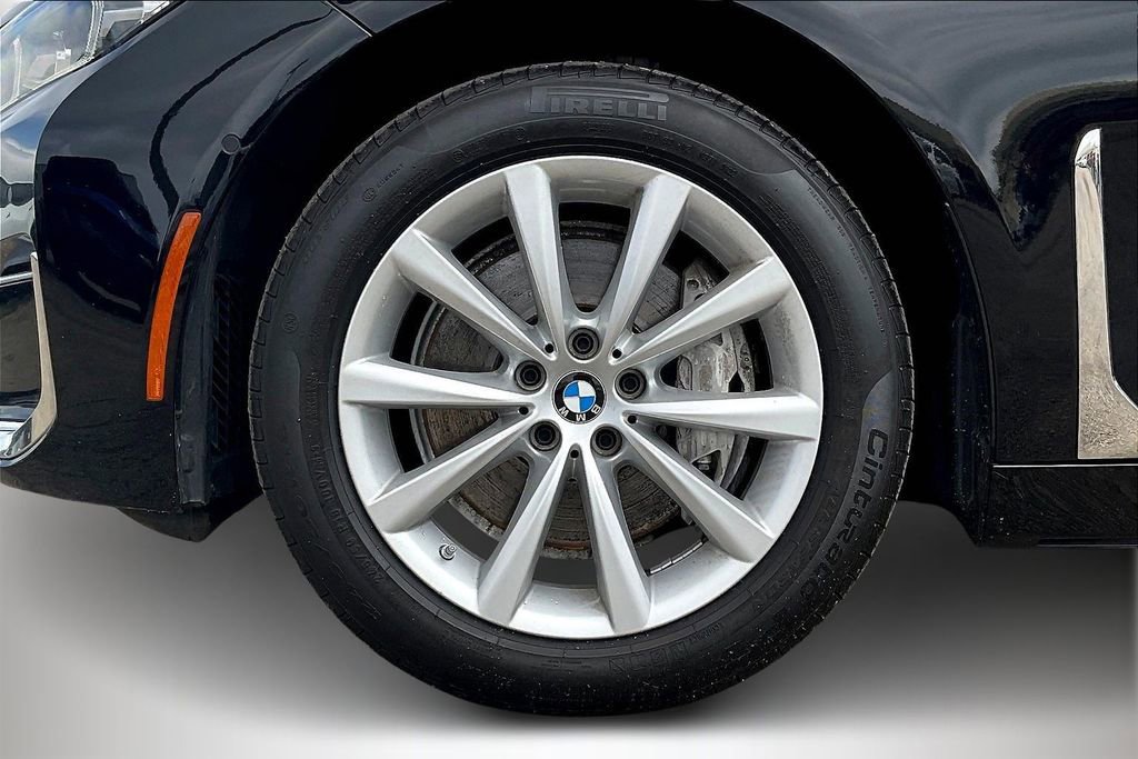 Used 2020 BMW 740i xDrive w/ Cold Weather Package image 34
