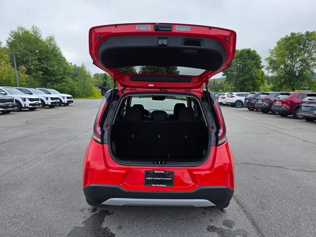 Certified 2023 Kia Soul LX FWD image 10