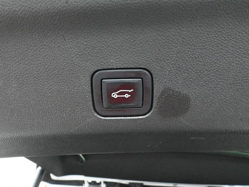 Used 2022 Chevrolet Tahoe High Country image 50