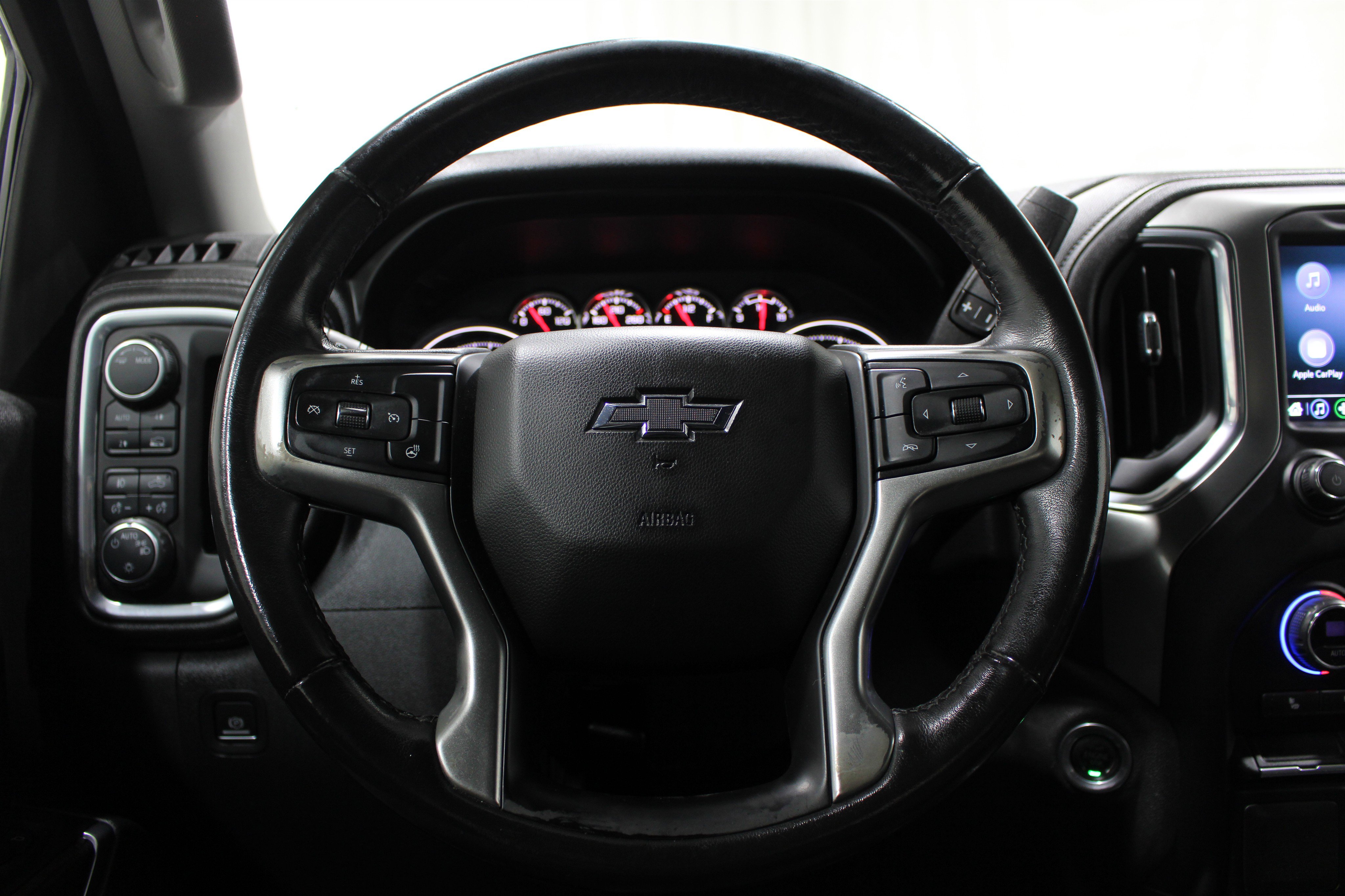 Used 2021 Chevrolet Silverado 1500 RST image 11