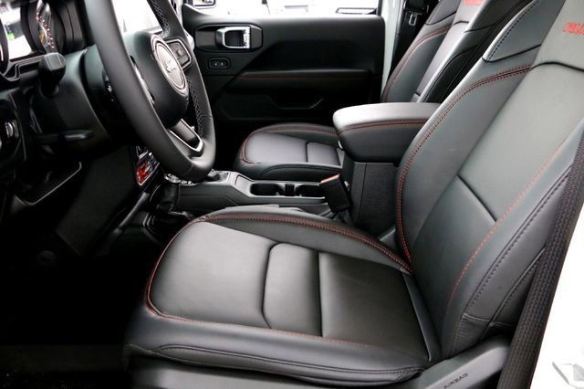 Used 2026 Jeep Wrangler Unlimited Rubicon AWD/4WD image 10