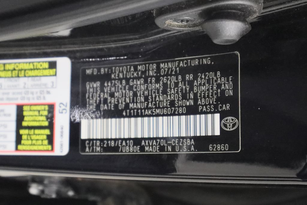 Used 2021 Toyota Camry SE w/ Convenience Package FWD image 39