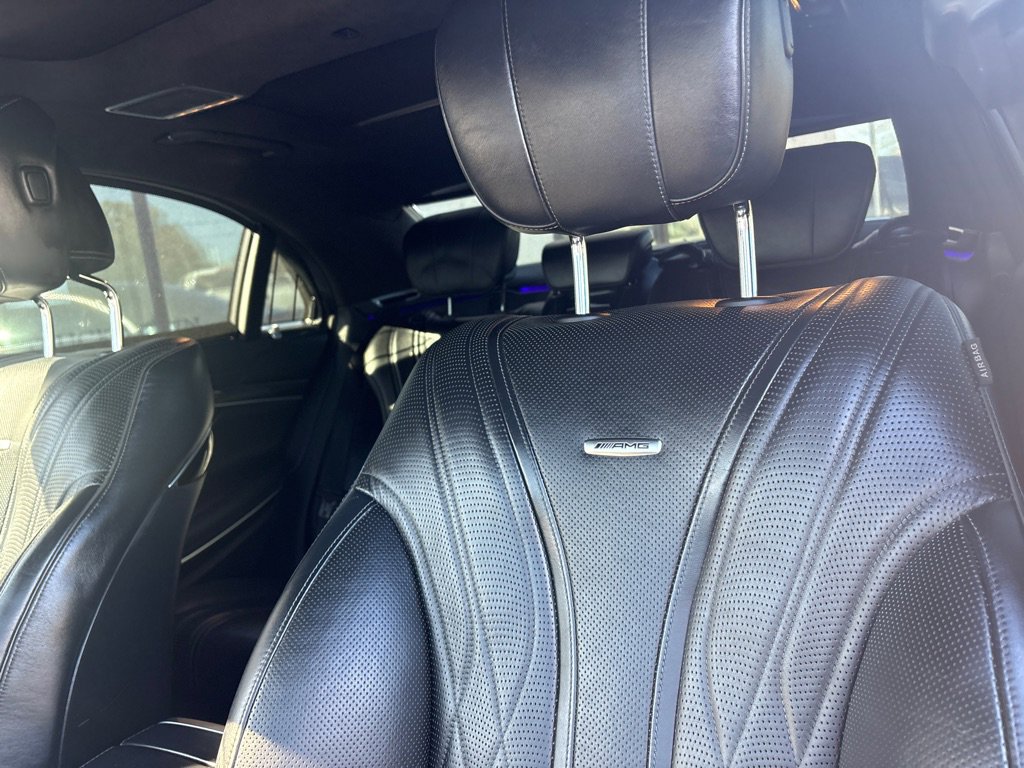 Used 2015 Mercedes-Benz S 63 AMG 4MATIC Sedan image 11