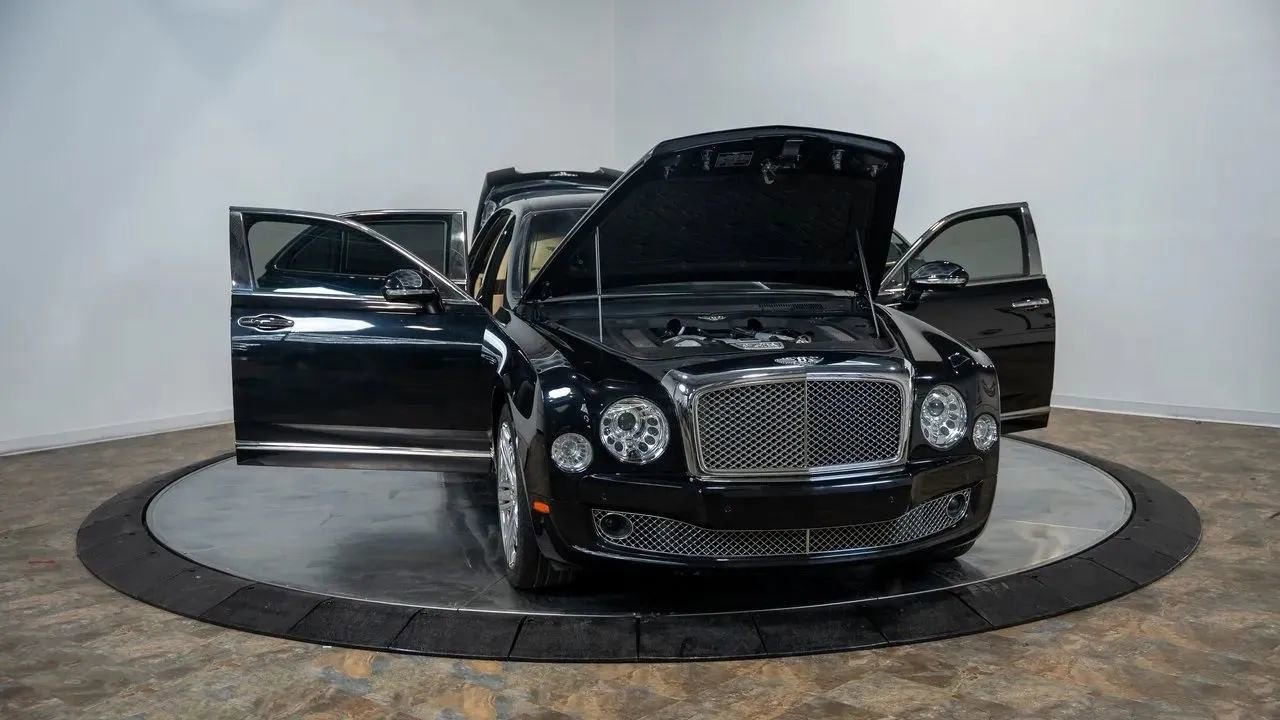 Used 2011 Bentley Mulsanne image 15