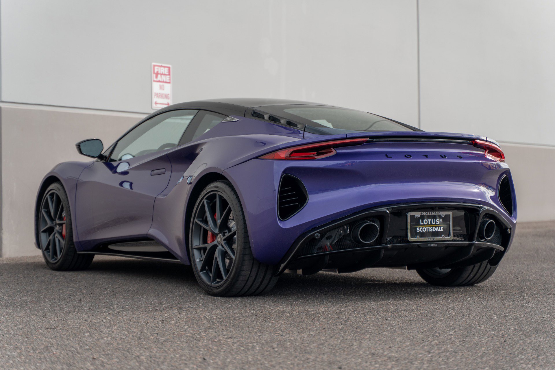 Used 2026 Lotus Emira SE image 5