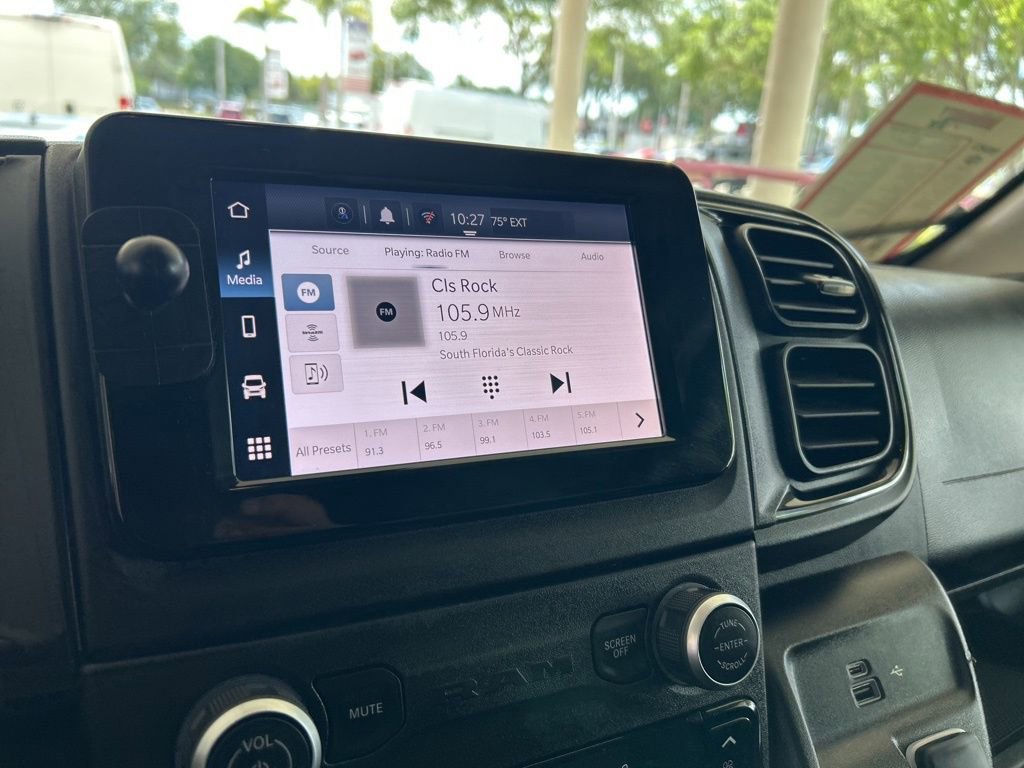 Used 2025 RAM ProMaster 2500 w/ Convenience Group FWD image 7