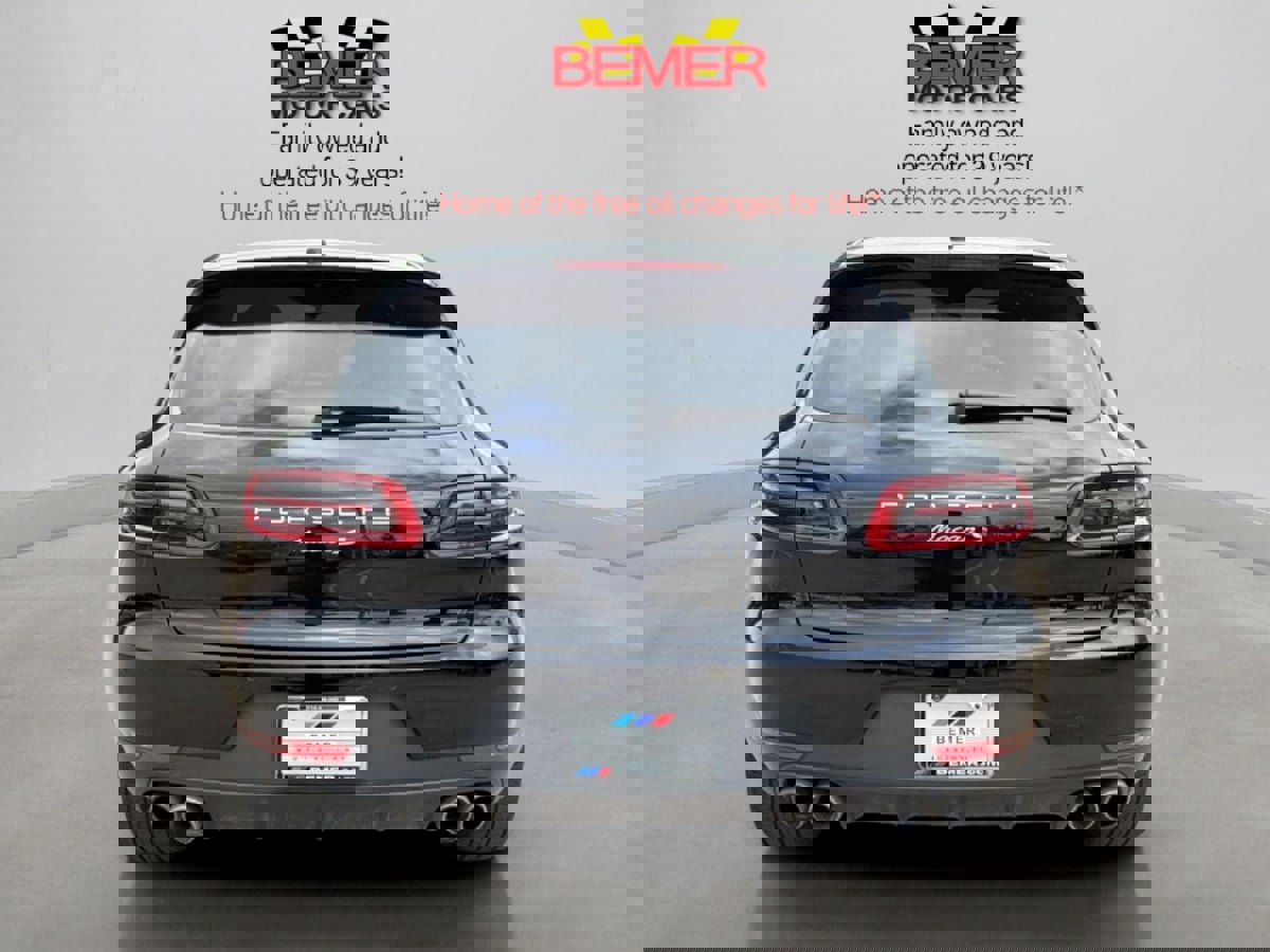 Used 2016 Porsche Macan S image 4