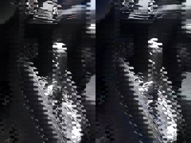 Used 2020 Nissan Kicks SV w/ Exterior Package image 11