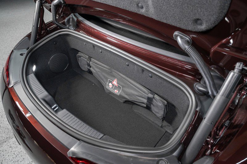 New 2026 Mercedes-Benz SL 63 AMG S e Performance 4MATIC image 10