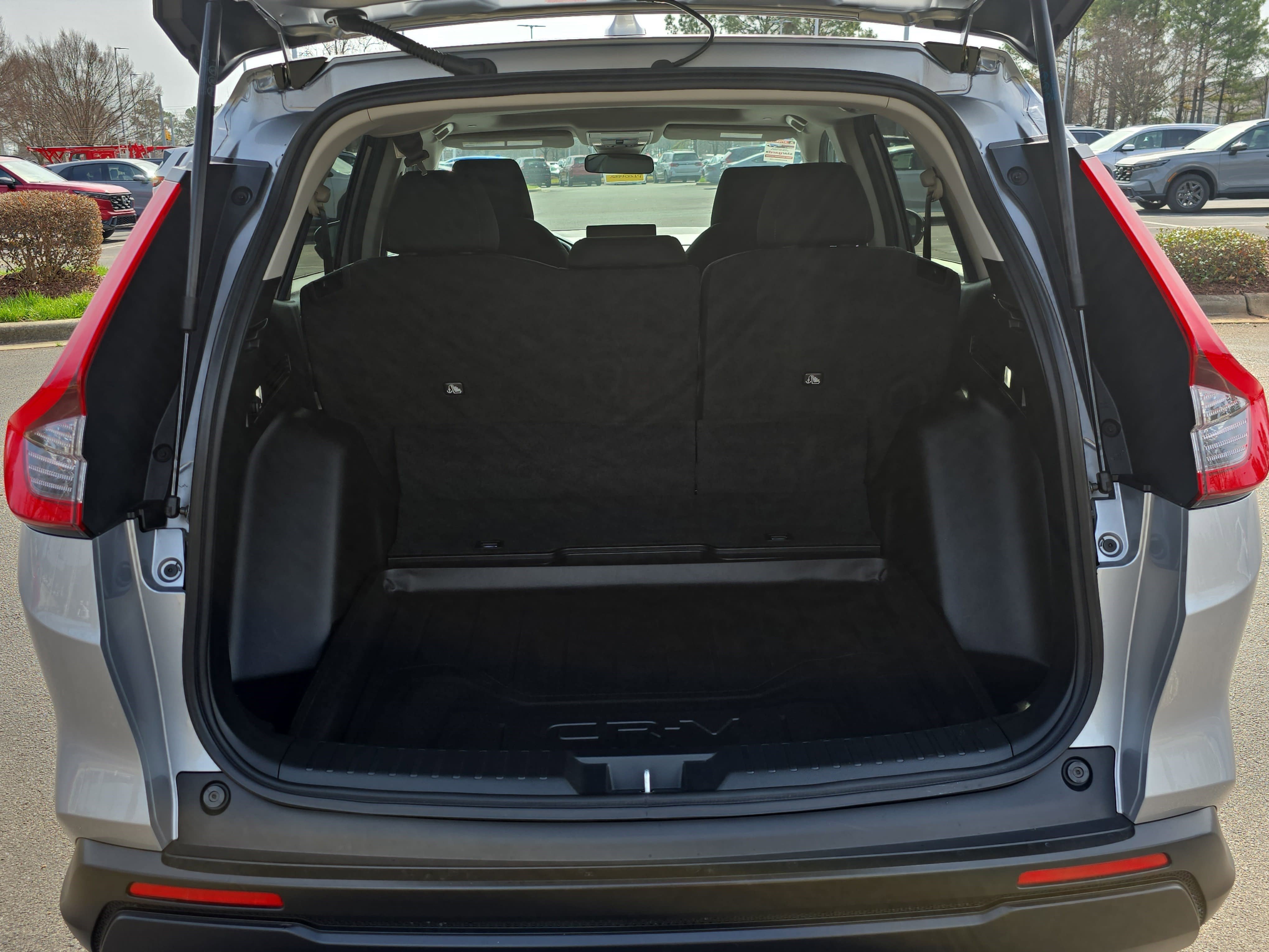 Used 2023 Honda CR-V EX image 13