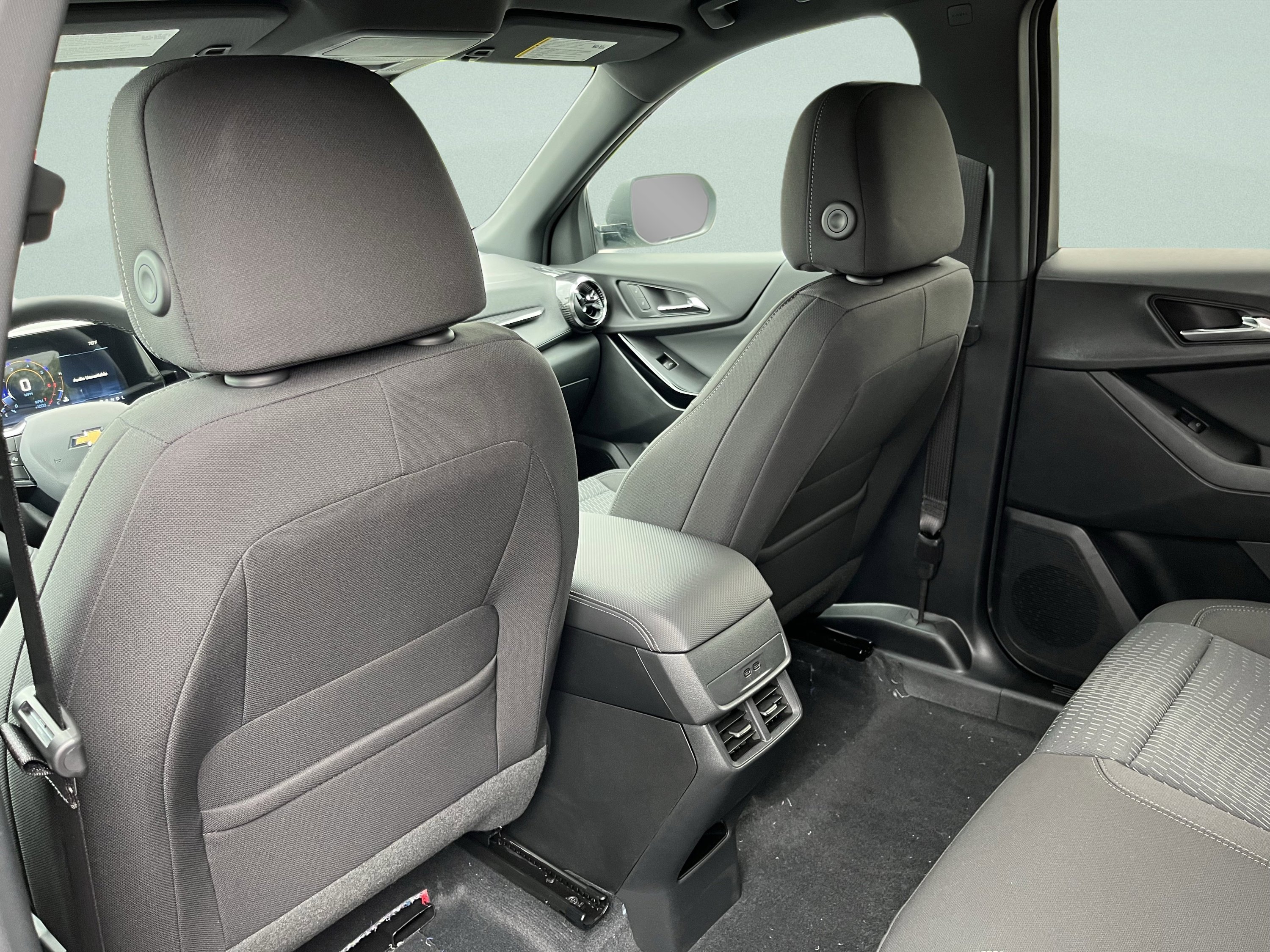 New 2026 Chevrolet Equinox LT image 25