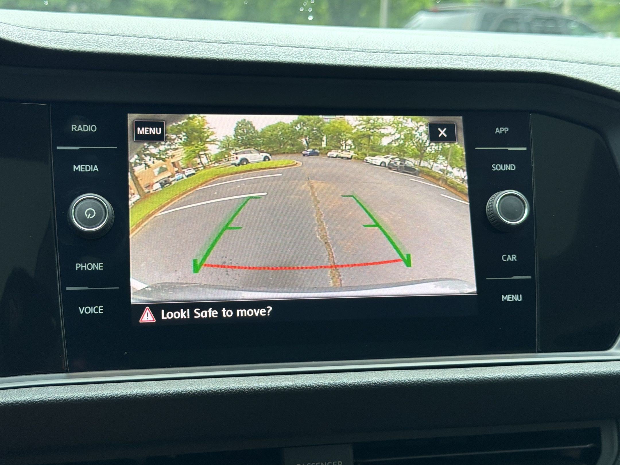Used 2019 Volkswagen Jetta SEL FWD image 16