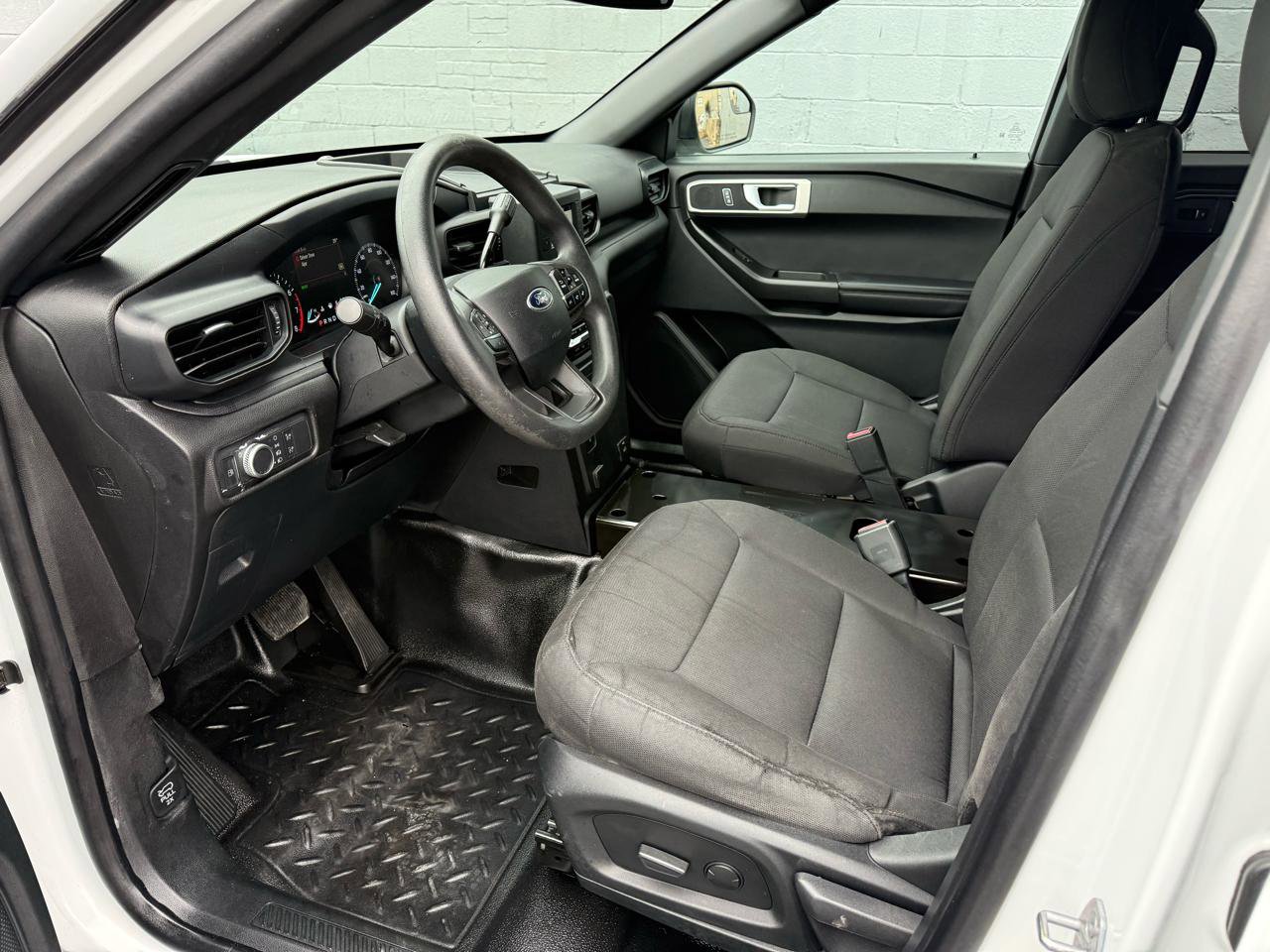 Used 2021 Ford Explorer 4WD Police Interceptor image 18