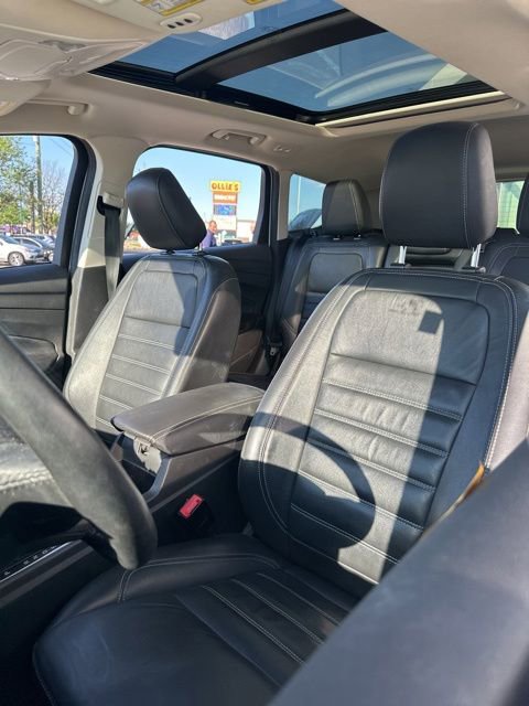 Used 2019 Ford Escape Titanium FWD image 21