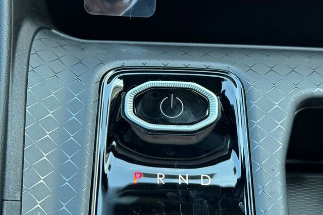 New 2025 Jeep Wagoneer Launch Edition image 20