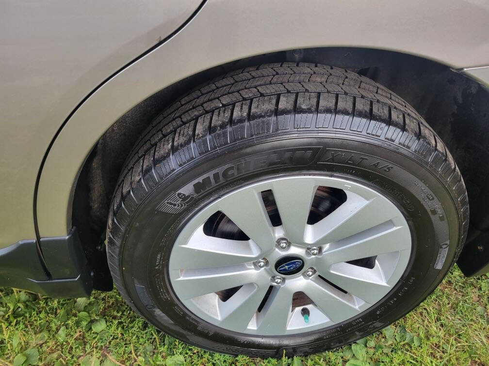 Used 2015 Subaru Outback 2.5i Premium image 21