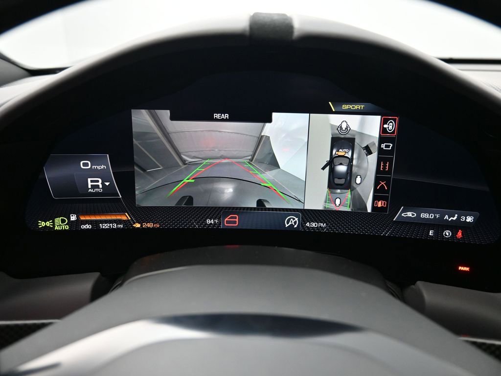 Used 2022 Ferrari Roma RWD image 12