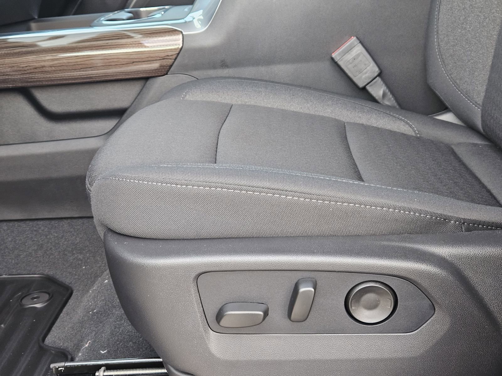 New 2026 Chevrolet Silverado 3500 LT w/ Convenience Package image 23