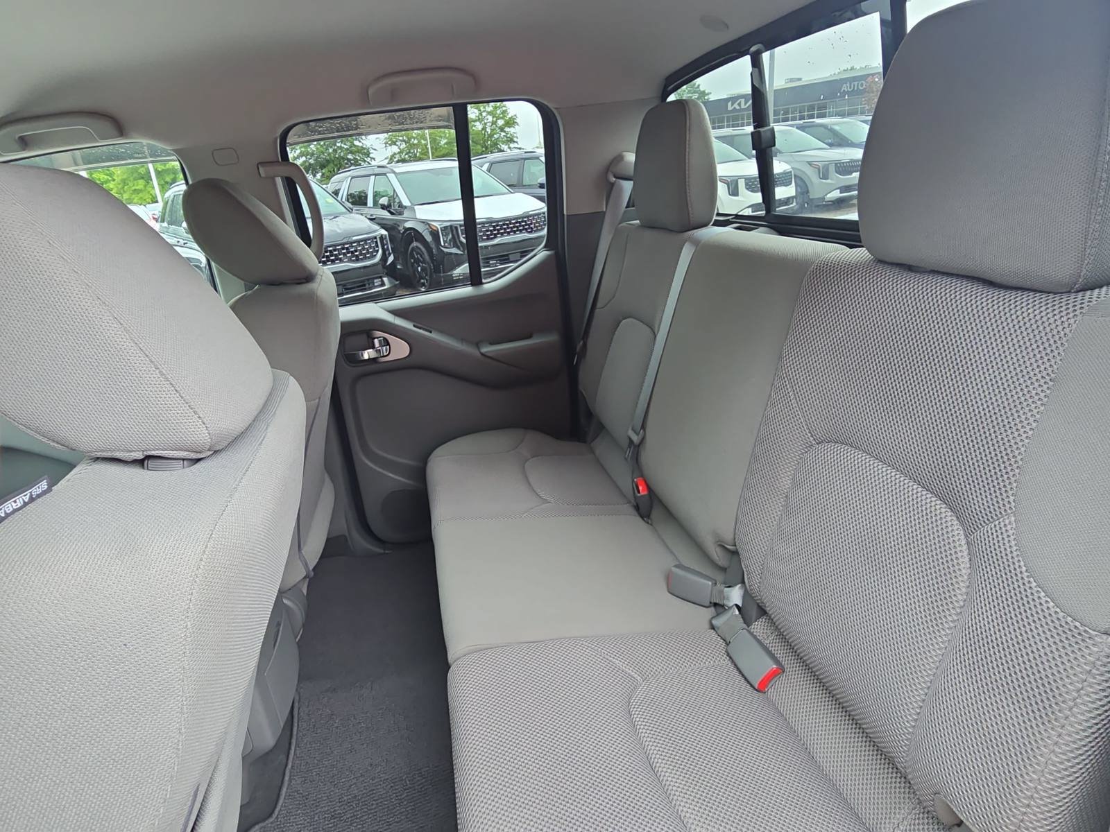 Used 2019 Nissan Frontier SV w/ Value Truck Package RWD image 13