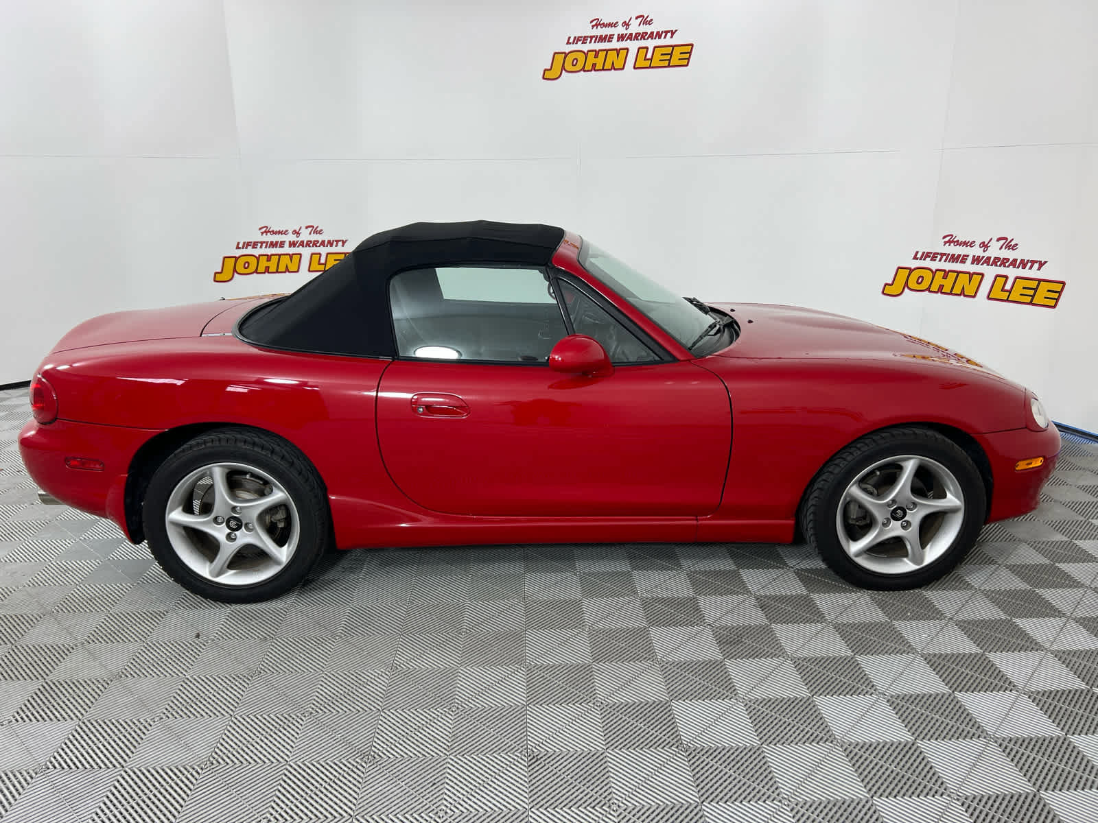 Used 2003 MAZDA MX-5 Miata LS image 5