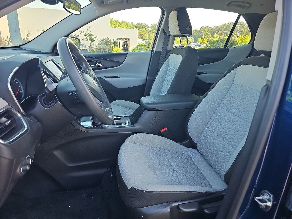 Used 2022 Chevrolet Equinox LS FWD image 10