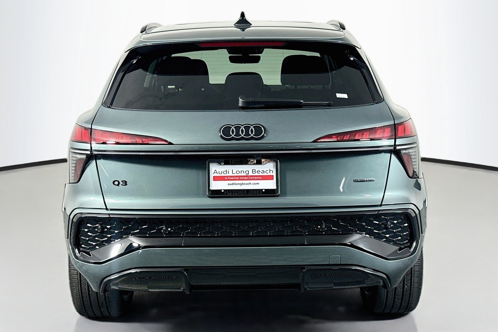 Used 2026 Audi Q3 quattro 2.0T AWD/4WD image 3