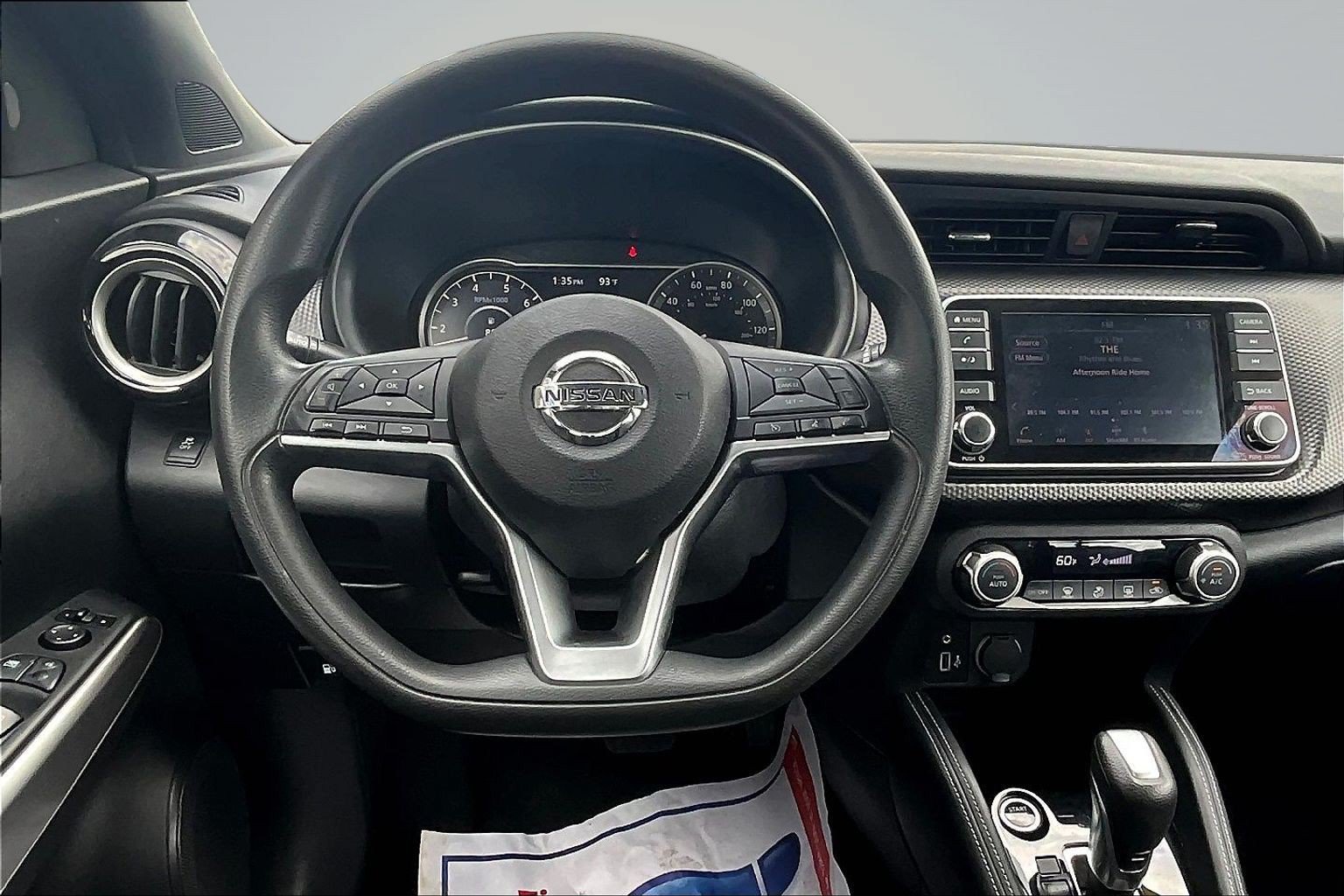 Used 2018 Nissan Kicks SV FWD image 7