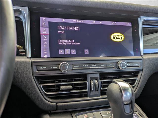 Used 2021 Porsche Macan AWD/4WD image 15