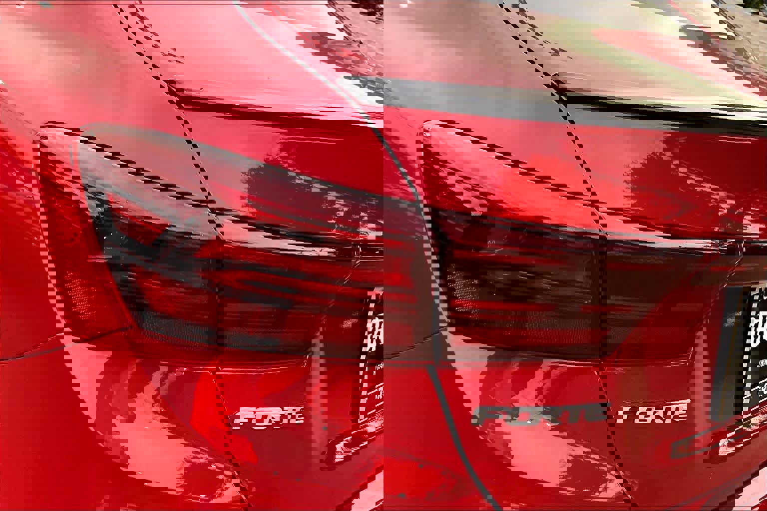 Used 2024 Kia Forte GT-Line image 26