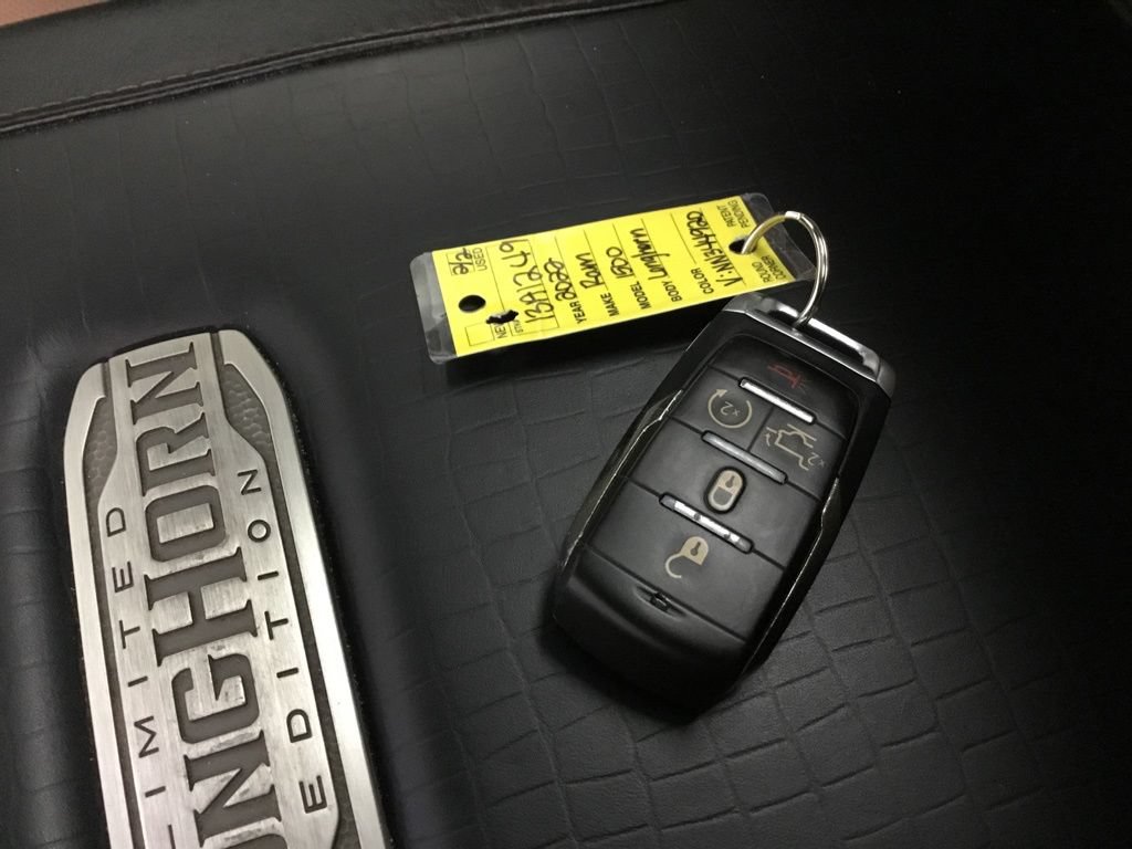 Used 2022 RAM 1500 Longhorn AWD/4WD image 29