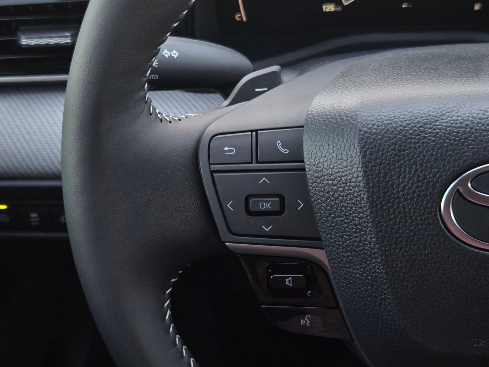 Certified 2026 Toyota Camry SE FWD image 20