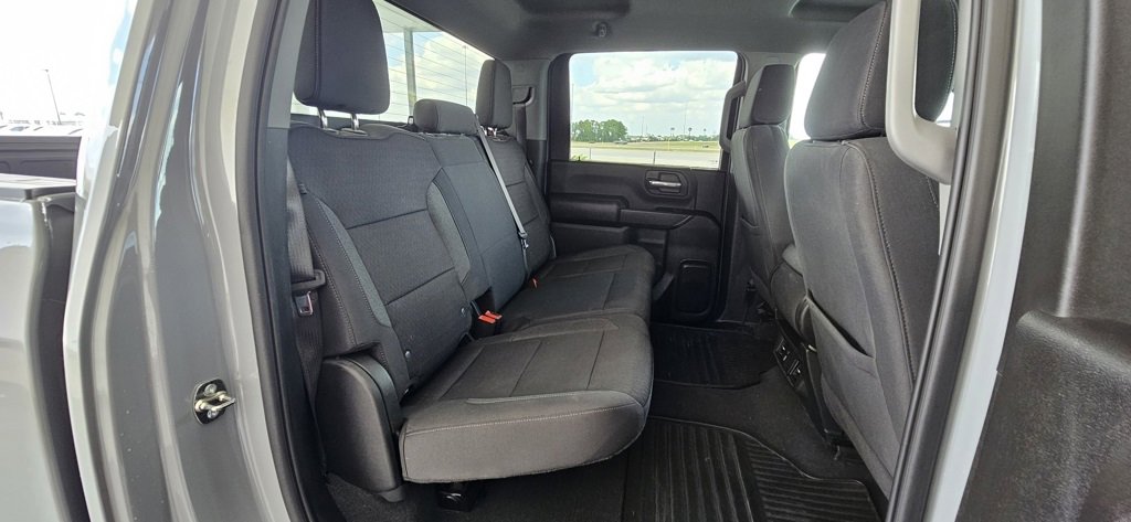 Used 2025 Chevrolet Silverado 2500 Custom w/ Custom Value Package image 20