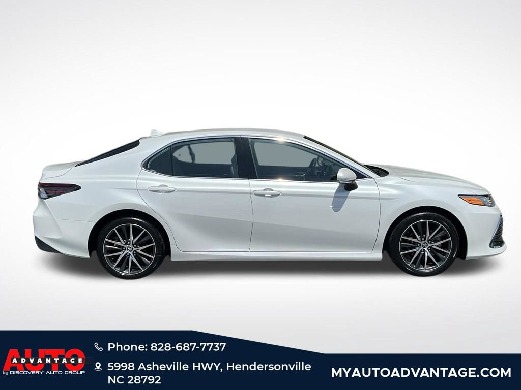 Used 2023 Toyota Camry XLE FWD image 2