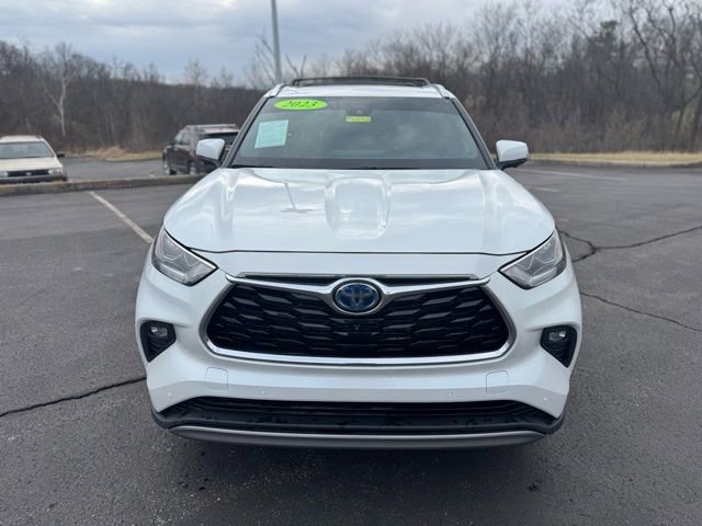Used 2023 Toyota Highlander Platinum image 8