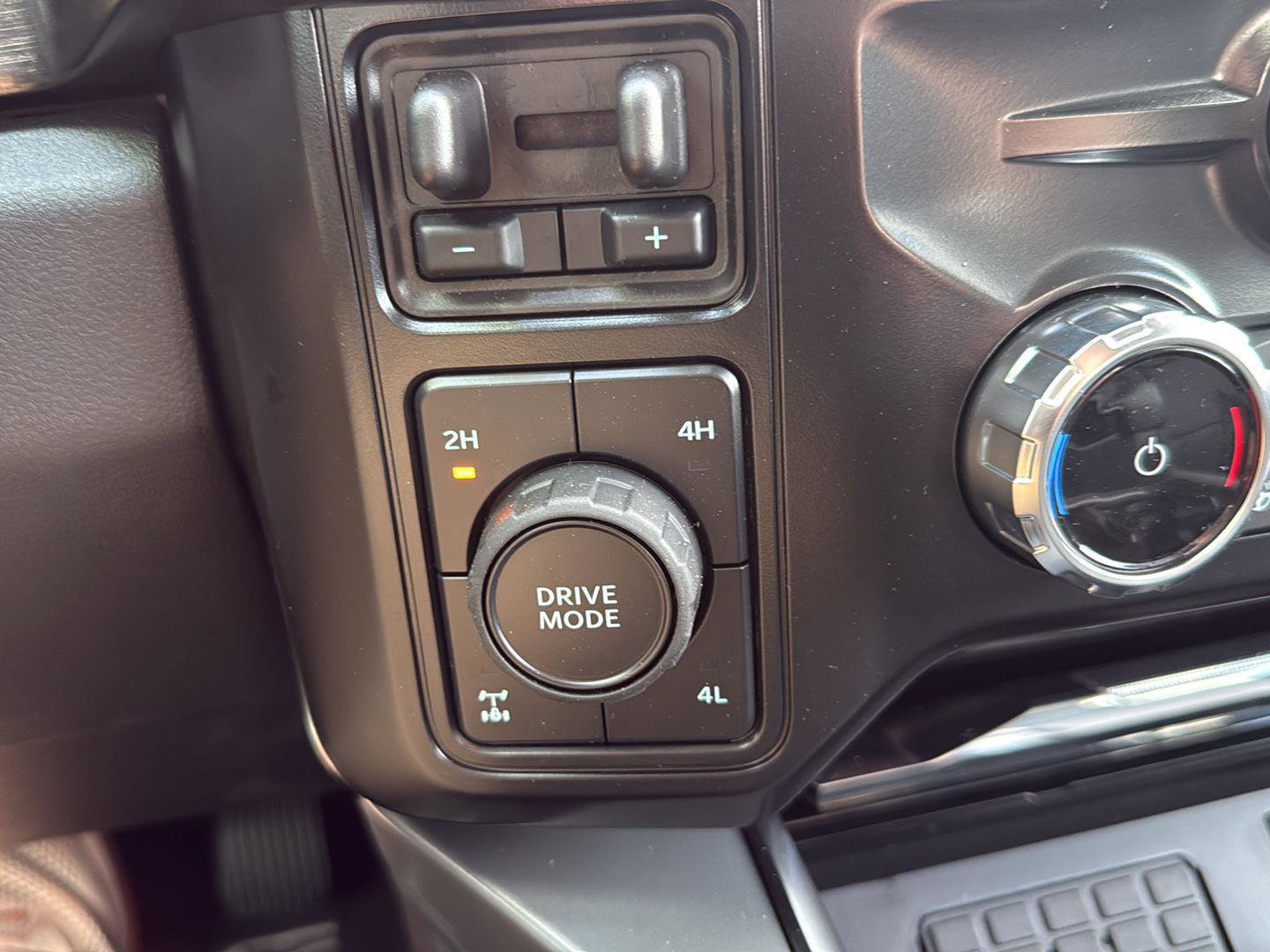 New 2026 Ford F250 Lariat w/ FX4 Off-Road Package image 26