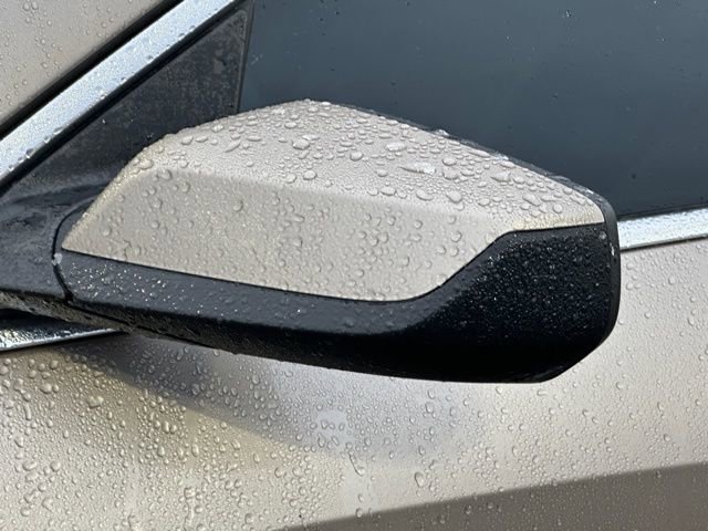 Used 2023 Chevrolet Malibu LT w/ Driver Confidence Package FWD image 11