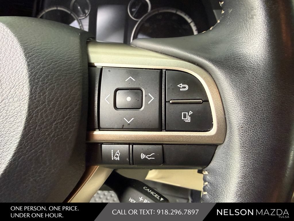 Used 2020 Lexus GX 460 Luxury w/ Luxury Sport Package AWD/4WD image 26